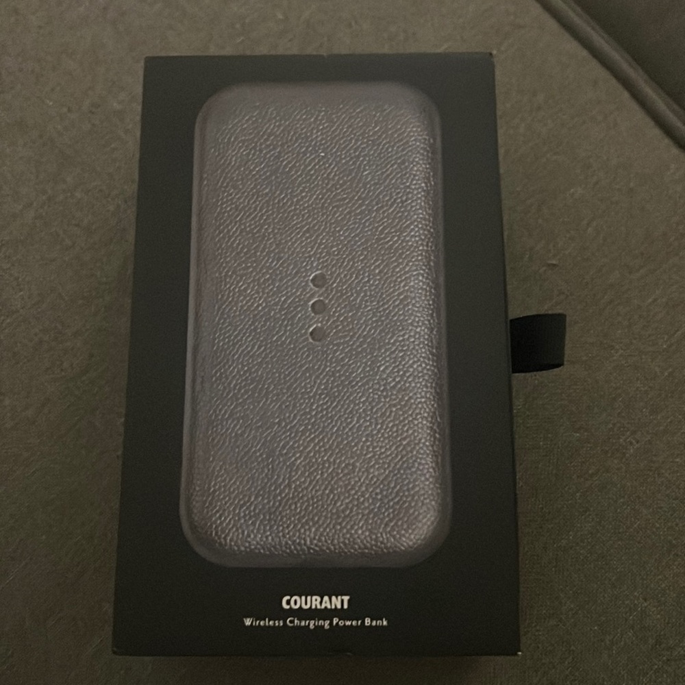 Courant wireless charger